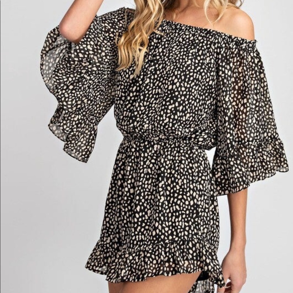 Rachel Ruffled Romper - Picture 2 of 9